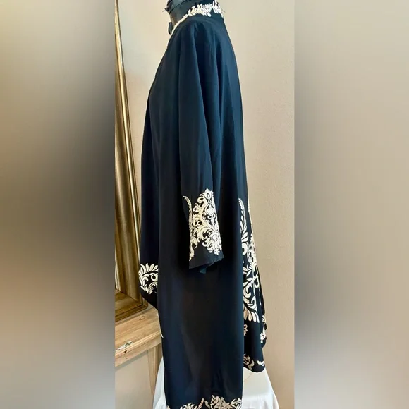 andree by unit Women’s Black embroidered cardigan size large - Picture 6 of 6